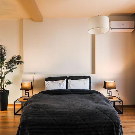 Superior One Luxury Apartments Thessaloniki Buitenkant foto