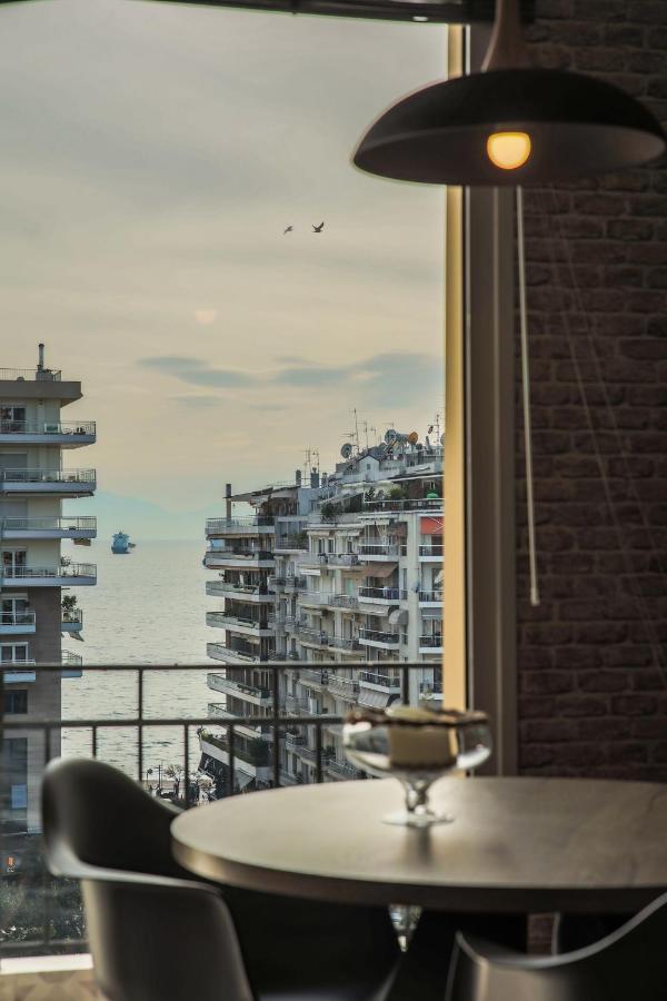 Superior One Luxury Apartments Thessaloniki Buitenkant foto