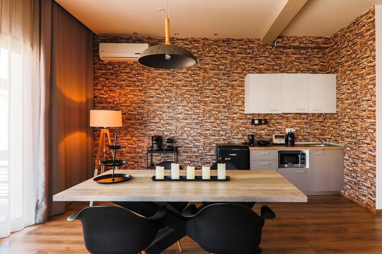 Superior One Luxury Apartments Thessaloniki Buitenkant foto