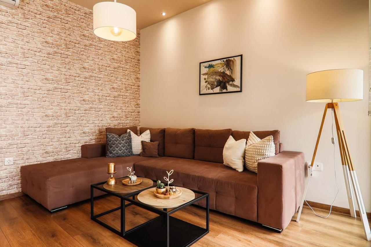 Superior One Luxury Apartments Thessaloniki Buitenkant foto