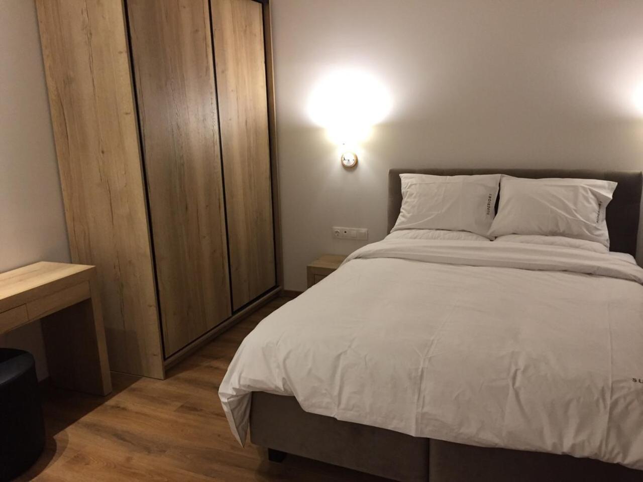 Superior One Luxury Apartments Thessaloniki Buitenkant foto